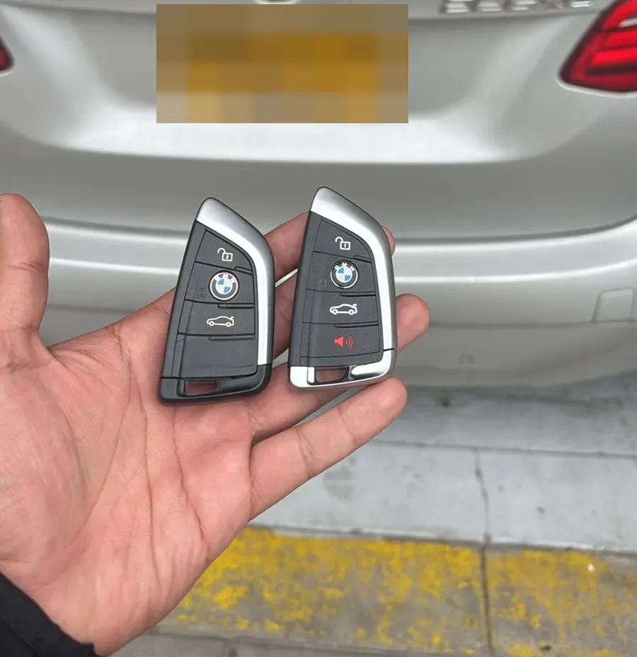 Llave BMW programada por Carllaves