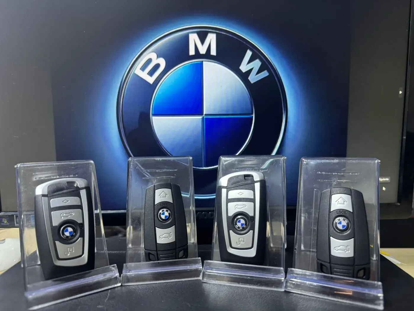 Llave BMW programada por Carllaves